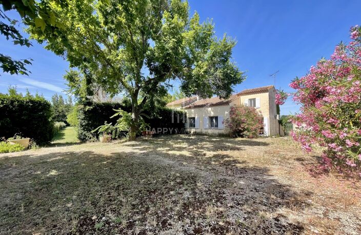 Ensemble immobilier implanté sur 8627m2 — photo 4