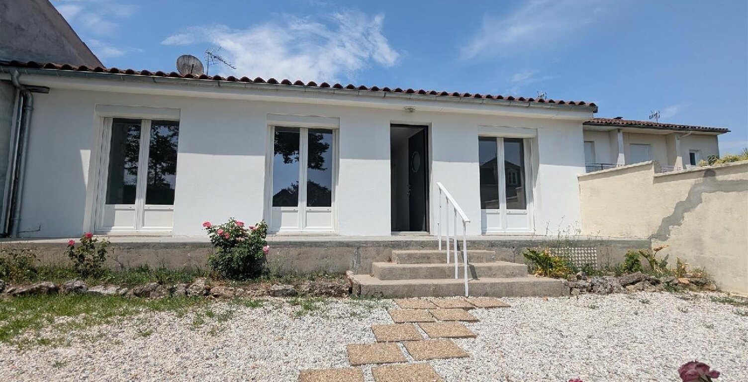 Location maison 3 pièces 77 m² à Cognac (16100) — photo 1