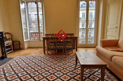 Appartement 3 pièces 994 €