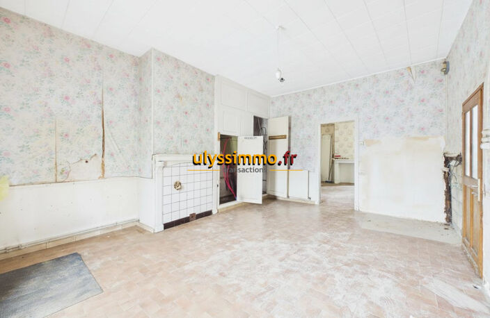 Maison à rénover au coeur de Rosières-en-santerre — photo 5