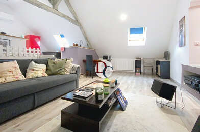 Appartement 5 pièces 1100 €