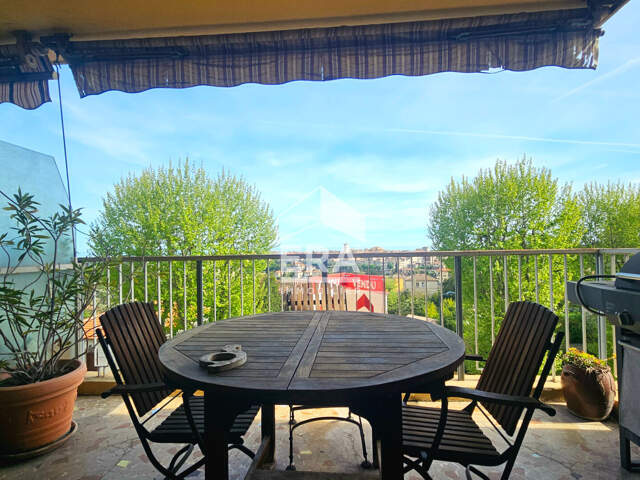 Appartement Vence 4 pièce(s) 98 m2 - Vue Mer et Cité Historique — photo du bien