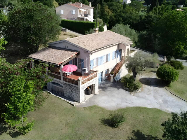 Maison 4 pièces à vendre à Vence - Quartier Le Suve - Sainte-Colombe - Lubiane — photo du bien