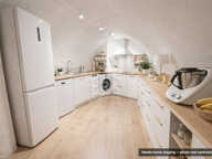 Appartement 3 pièces à vendre - VILLENEUVE LOUBET, Village — photo 4