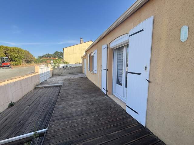 maison meublée a l' année — photo du bien