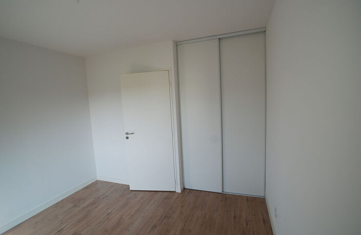 Appartement St Symphorien D Ozon 3 pièces — photo 5
