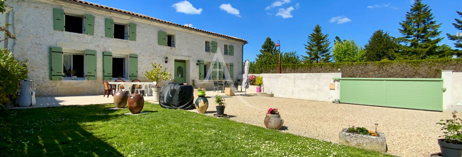 Maison 6 Pièces 210 m² à vendre à Pons (17800)