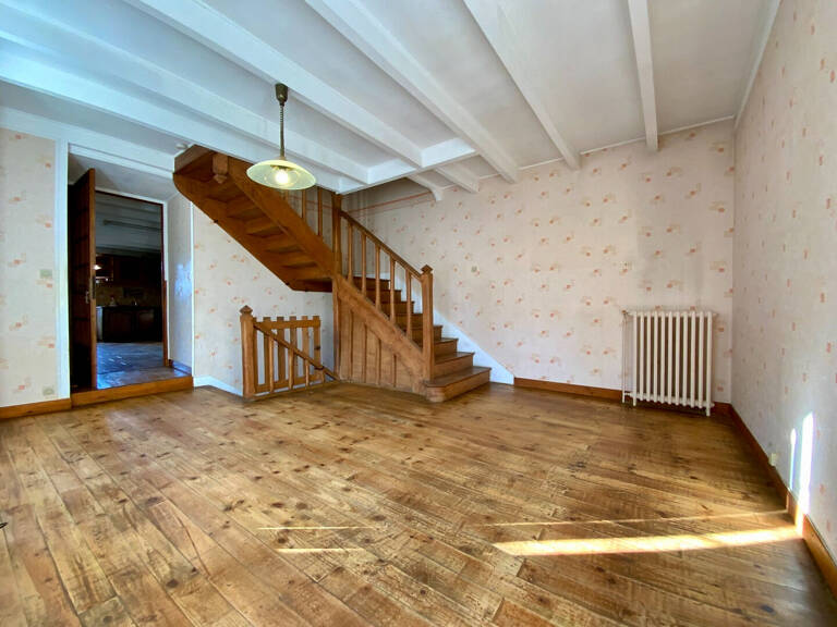 Maison dans Jonzac avec garage et jardin — photo 1