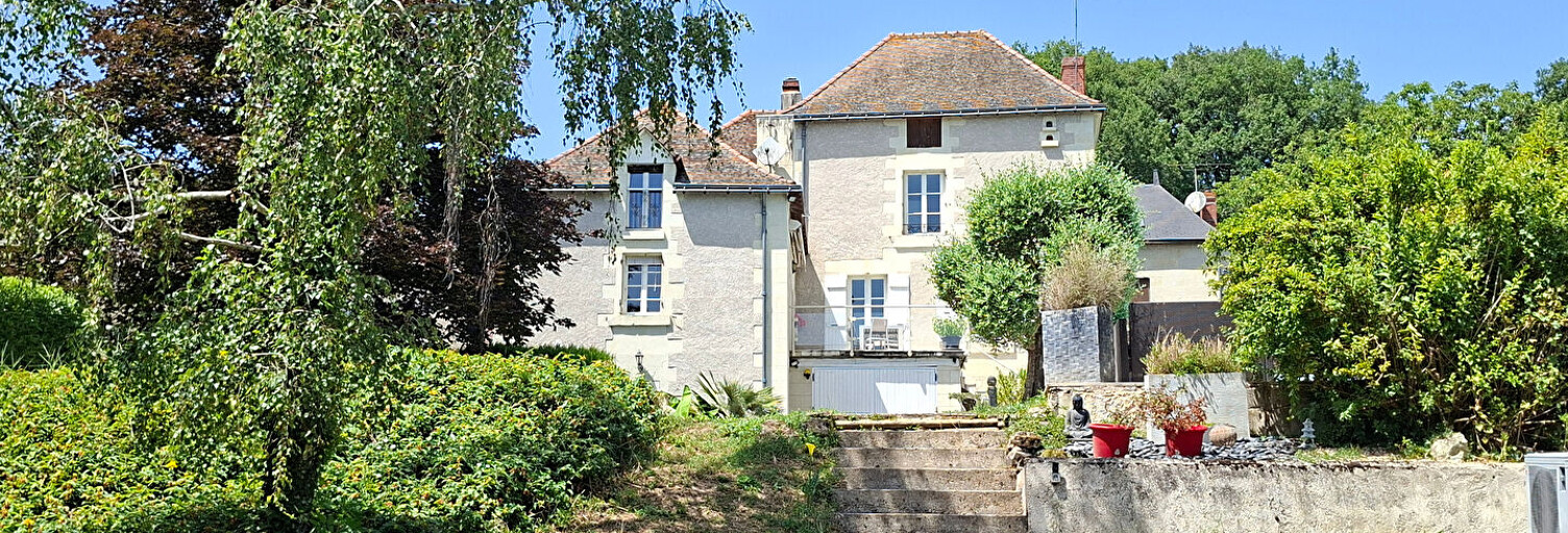 Maison 7 Pièces 246 m² à vendre à Vaux-sur-Vienne (86220)
