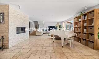 Maison 6 Pièces 243 m² à vendre à Levens (06670)