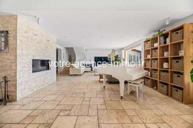 Maison 6 pièces 930000 €