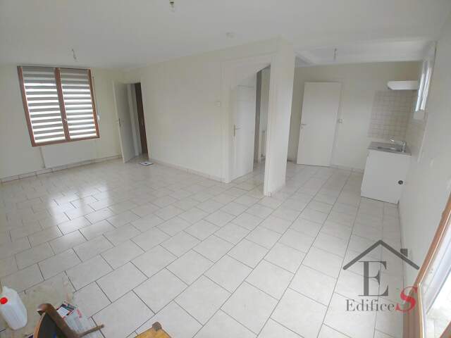 Maison 6 pièces 101 m² à Sains-en-Amiénois — photo du bien
