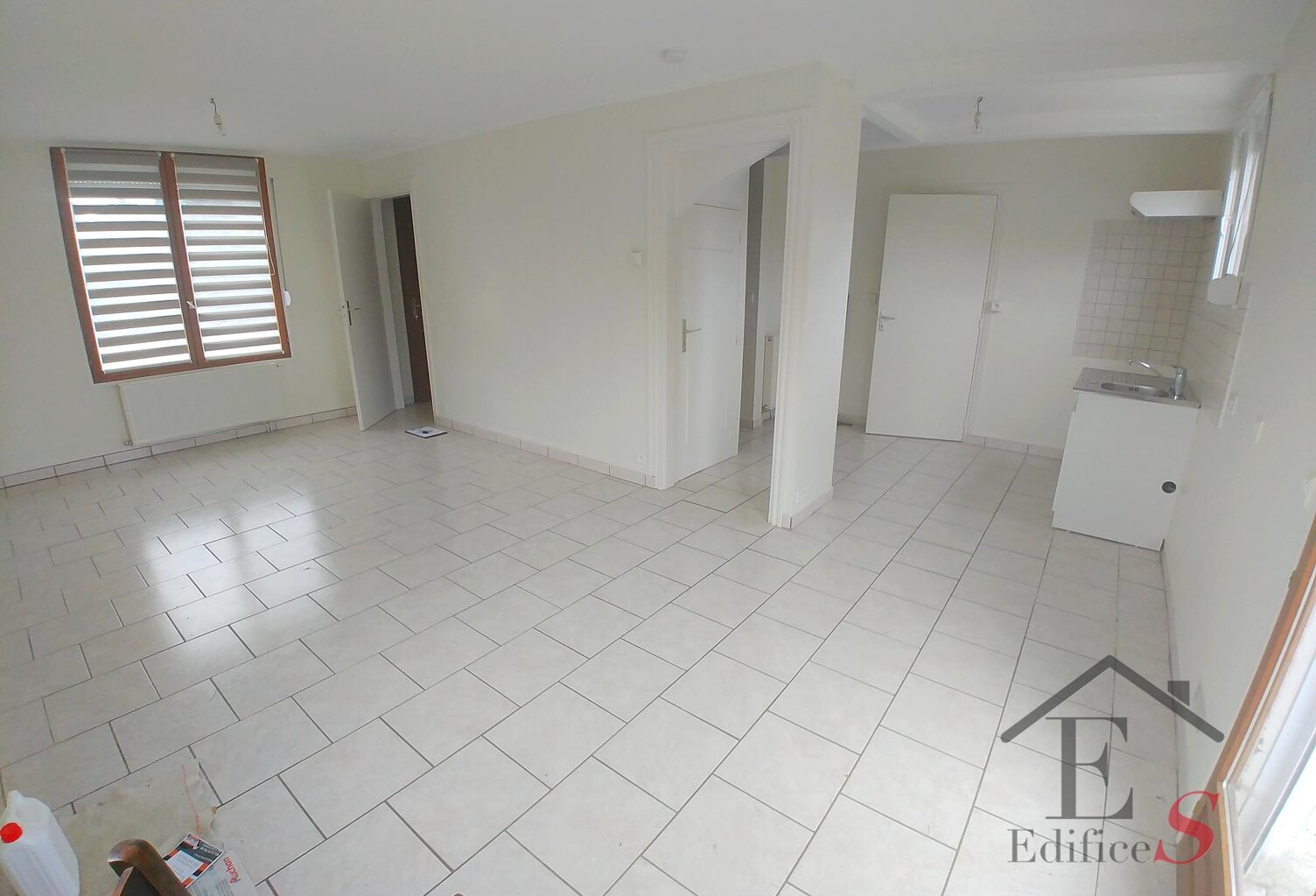 Vente maison 6 pièces 101 m² Sains-en-Amiénois (80680) — photo 1