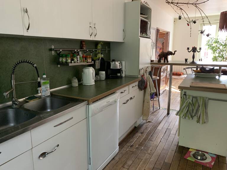 Immeuble  143 m² — photo 1