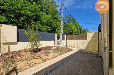 Appartement 2 pièces 870 €