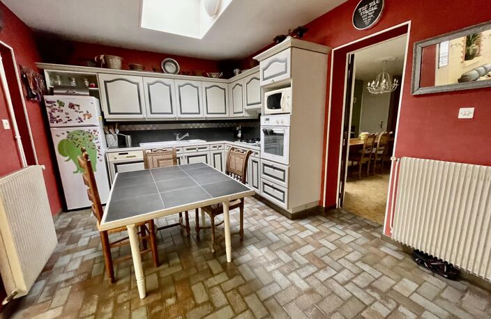 Vente maison 7 pièces 150 m² Amiens (80000) — photo 4