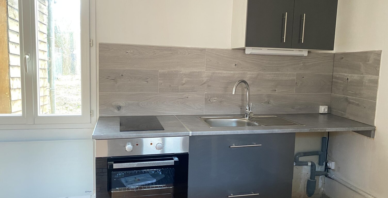Location maison 2 pièces 40 m² à Le Quesnel (80118) — photo 1