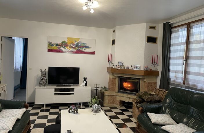 Vente maison 5 pièces 120 m² Sains-en-Amiénois (80680) — photo 3