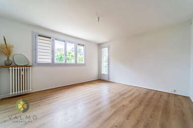 Appartement 4 pièces 230000 €