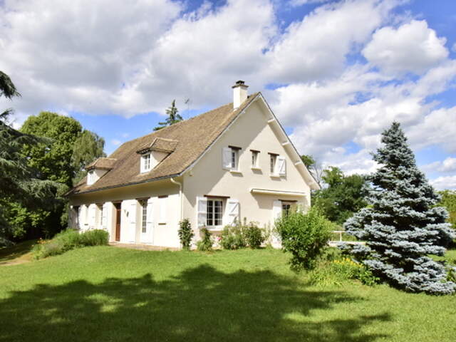 BELLE VILLA AU CALME AVEC PISCINE — photo du bien