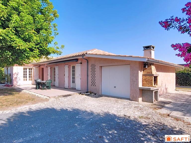 Maison familiale avec garage et belle parcelle — photo 1