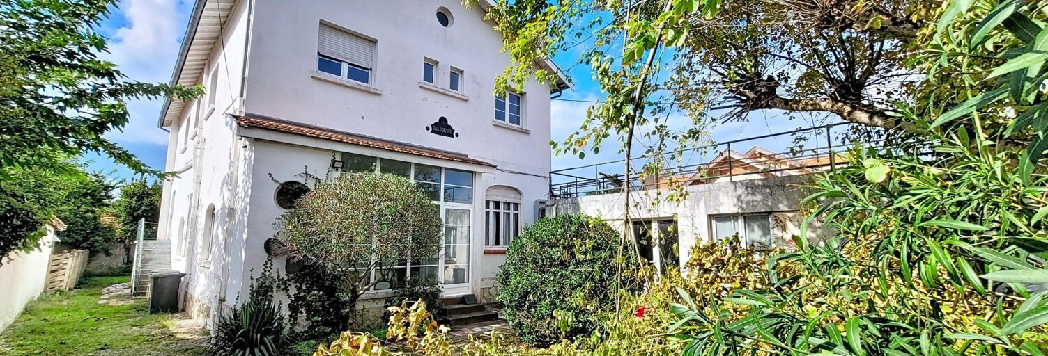 Maison 17 Pièces 300 m² à vendre à Soulac-sur-Mer (33780)