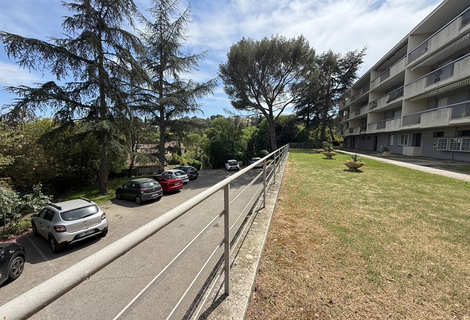 Appartement 82 m2 avec terrasse - Nîmes — photo 1