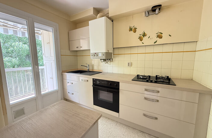 Appartement 82 m2 avec terrasse - Nîmes — photo 5