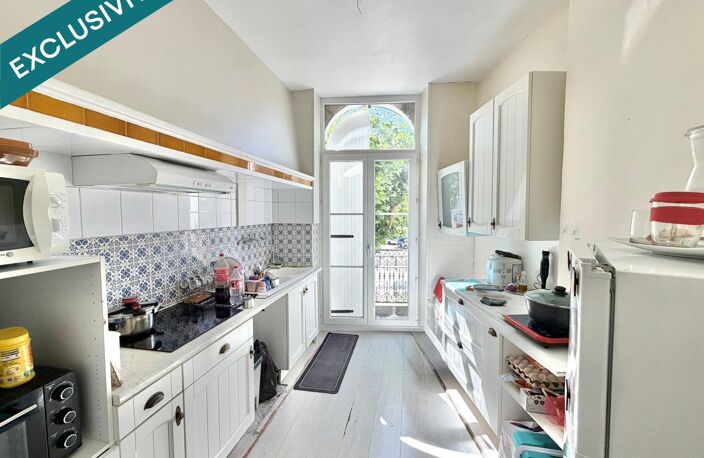 IMMEUBLE AVEC LOCAL COMMERCIAL ET APPARTEMENT — photo 5