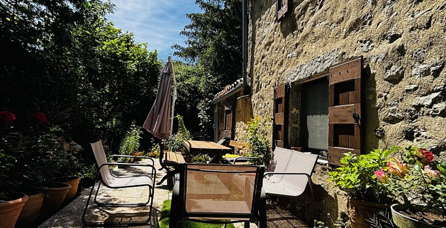 Maison en pierre 2 pièces 52m2 avec jardin — photo 1