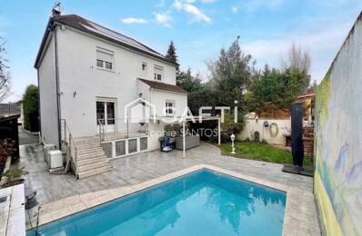 MAISON 175 M2 - 6 PIECES - AVEC PISCINE CHAUFFEE — photo du bien