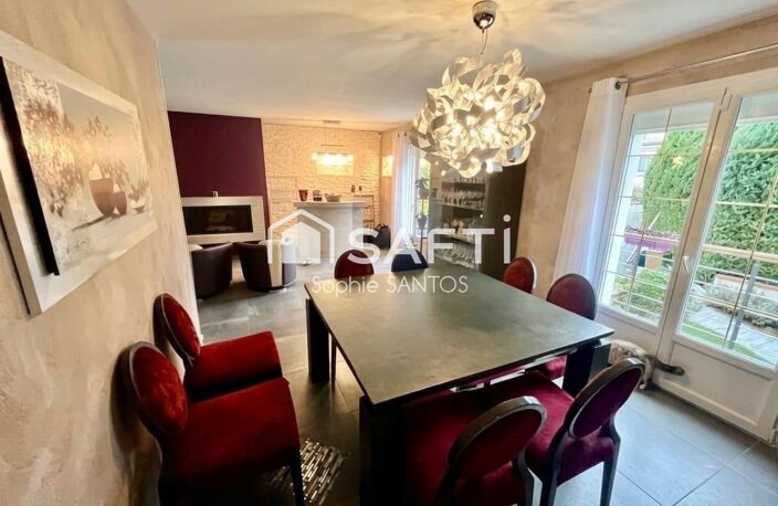 MAISON 175 M2 - 6 PIECES - AVEC PISCINE CHAUFFEE — photo 5