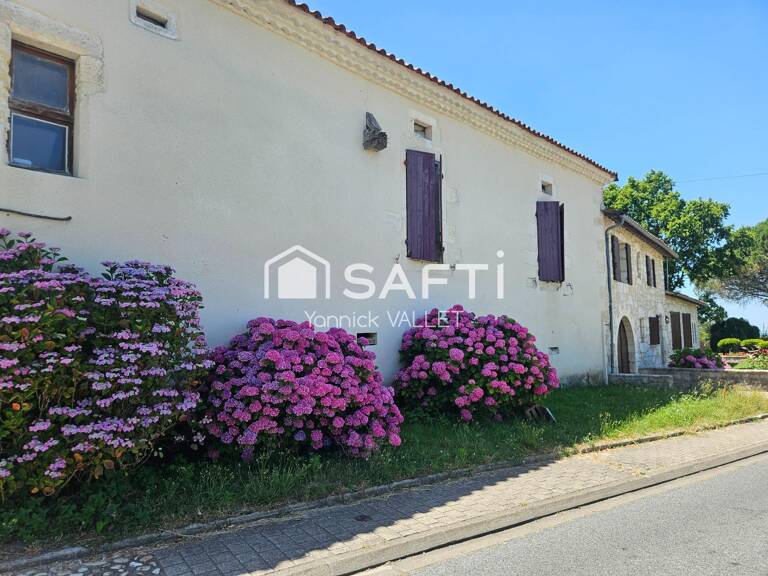 Maison de village à vendre - Segonzac (24600) — photo 1