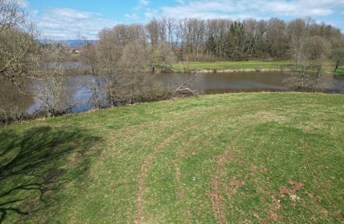 terrain 15000M², avec étang. — photo 4