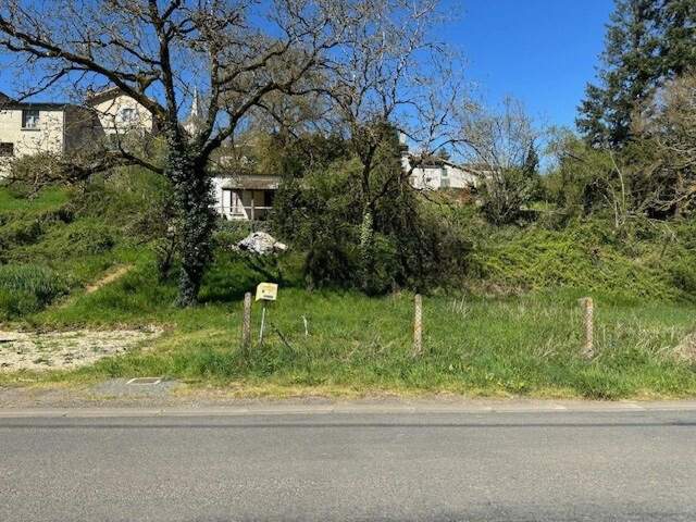 terrain constructible de 1320 m2 — photo du bien