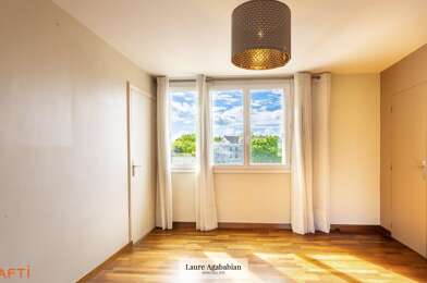 Appartement 4 pièces 285000 €