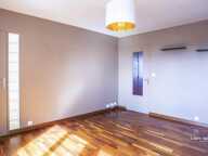 Bel appartement 4 pièces en parfait état, au calme, avec parking et cave, face à la Coulée verte et proche des commodités. — photo 2