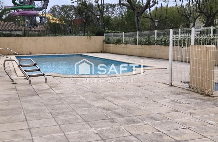 T2/cabine en rdj, terrasse, parking, piscine. — photo 2