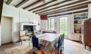 Maison 10 Pièces 212 m² à vendre à Saint-Laurent-en-Gâtines (37380)