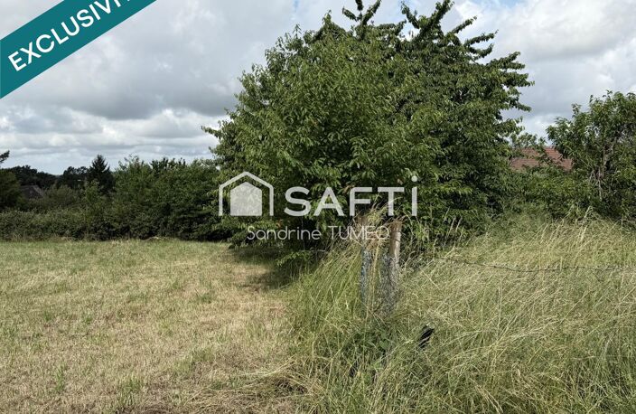 Terrain constructible de 810 m² avec vue dégagée à Bersaillin — photo 2