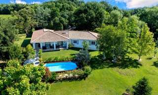 Maison 8 Pièces 141 m² à vendre à Cazaubon (32150)
