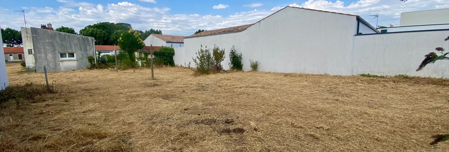 Terrain  701 m² à vendre à Angoulins (17690)