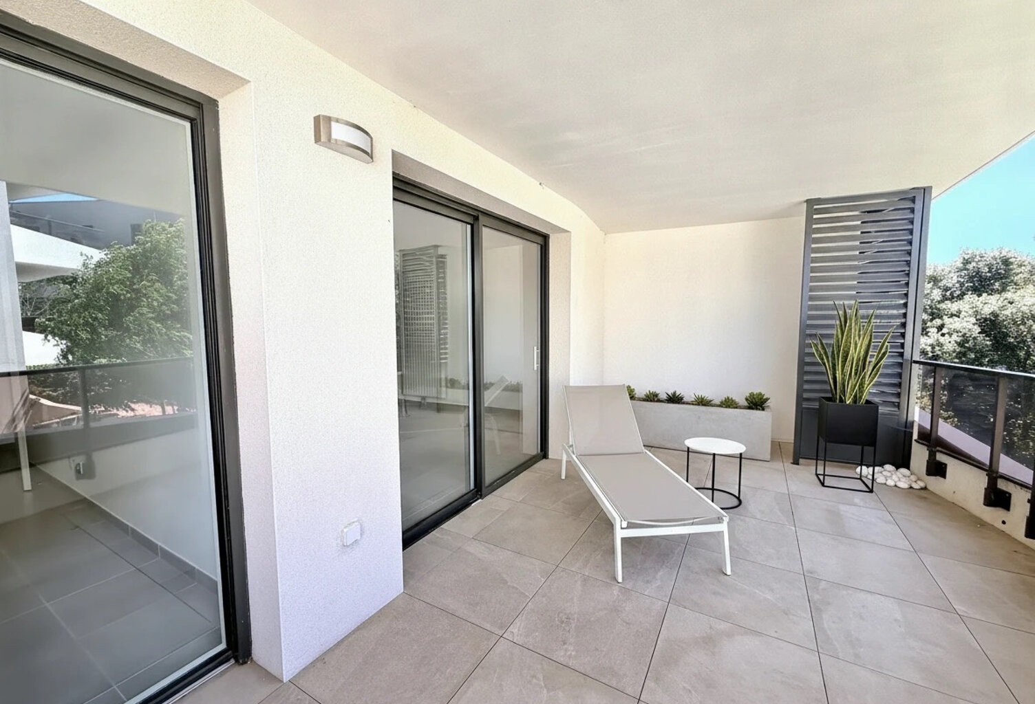 A VENDRE - Appartement 2 pièces 44 M2- Terrasse- 2 Places de — photo 1