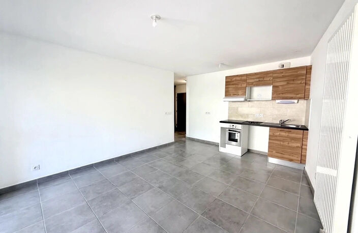 A VENDRE - Appartement 2 pièces 44 M2- Terrasse- 2 Places de — photo 3