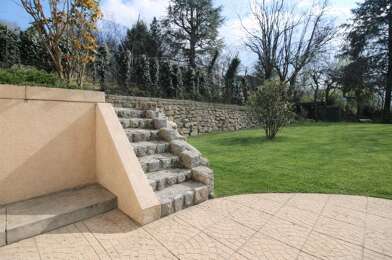 Maison  620000 €