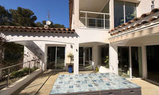 Maison 8 Pièces 216 m² à vendre à Sanary-sur-Mer (83110)