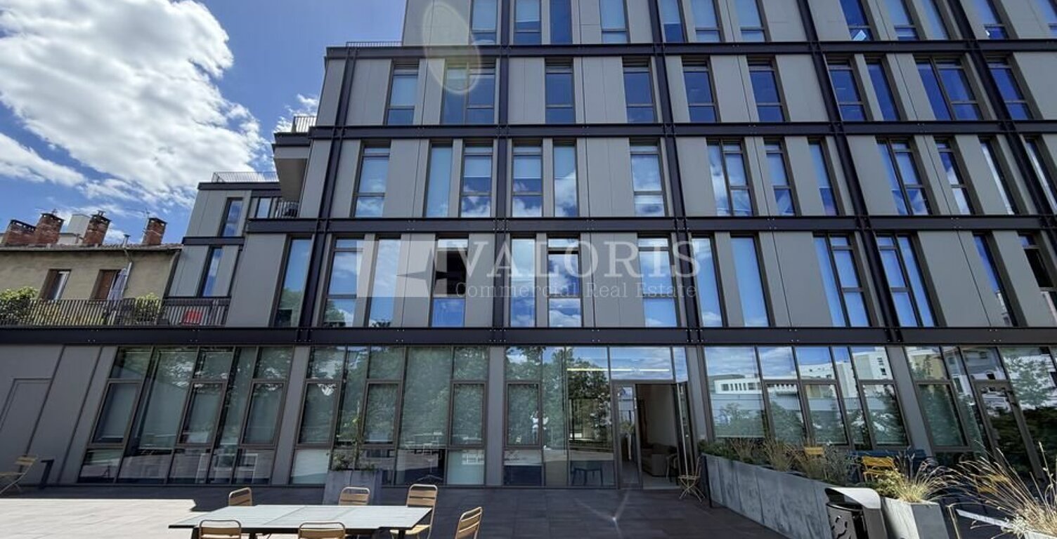 BUREAUX à LOUER — photo 1