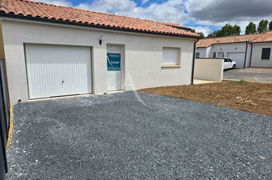 Maison 4 pièces 910 €