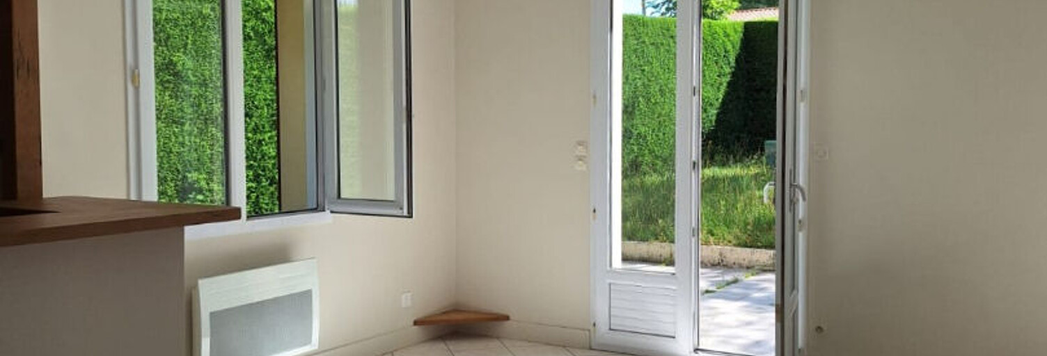 Maison 4 Pièces 104 m² à louer à Jonzac (17500)