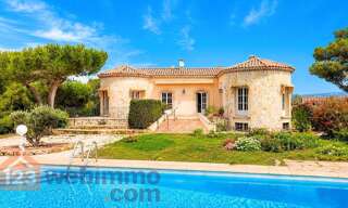 Maison 5 Pièces 134 m² à vendre à Vernègues (13116)